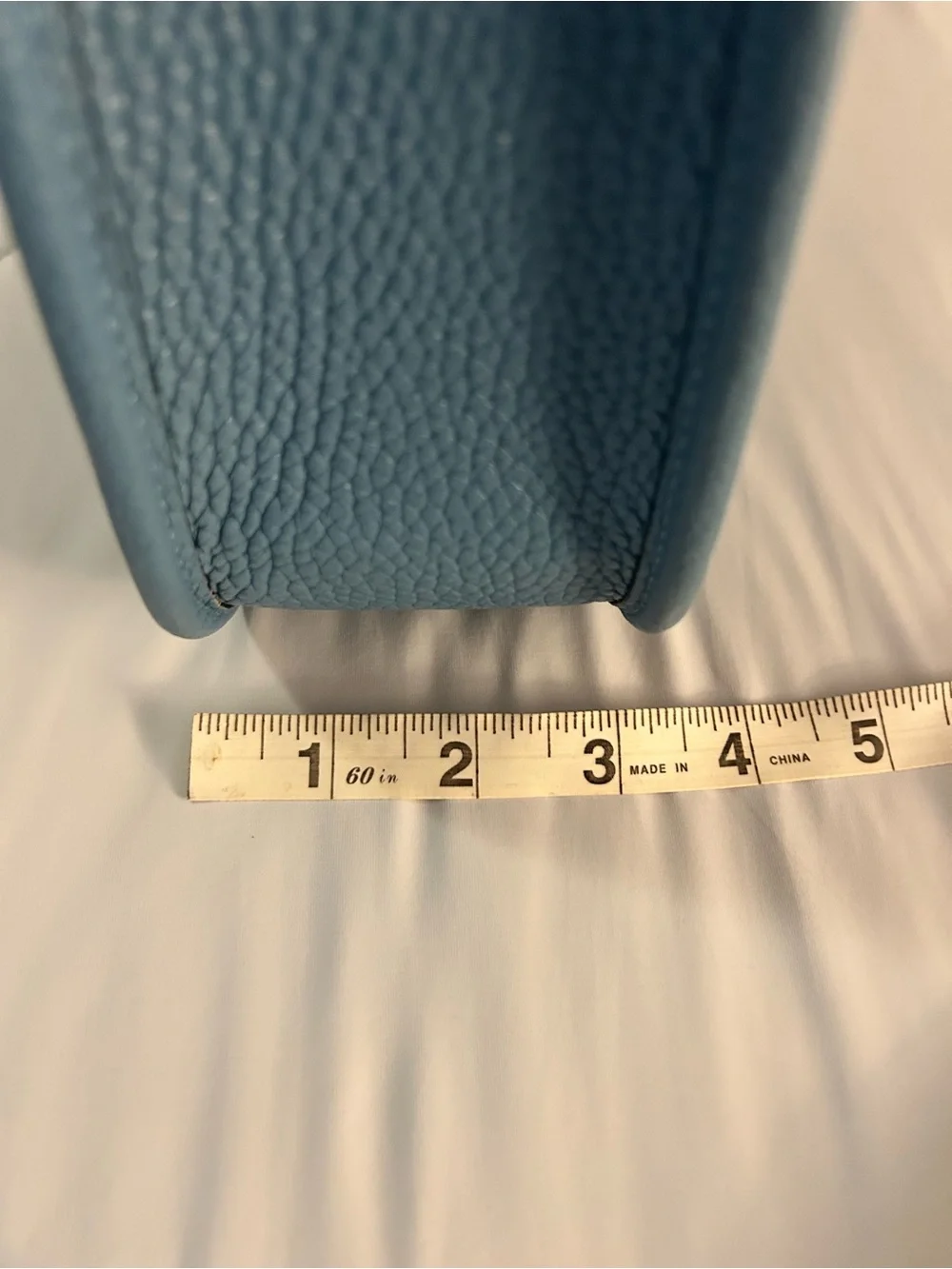 EUC Coach 1941 Emery pebbled leather crossbody messenger bag in pacific blue